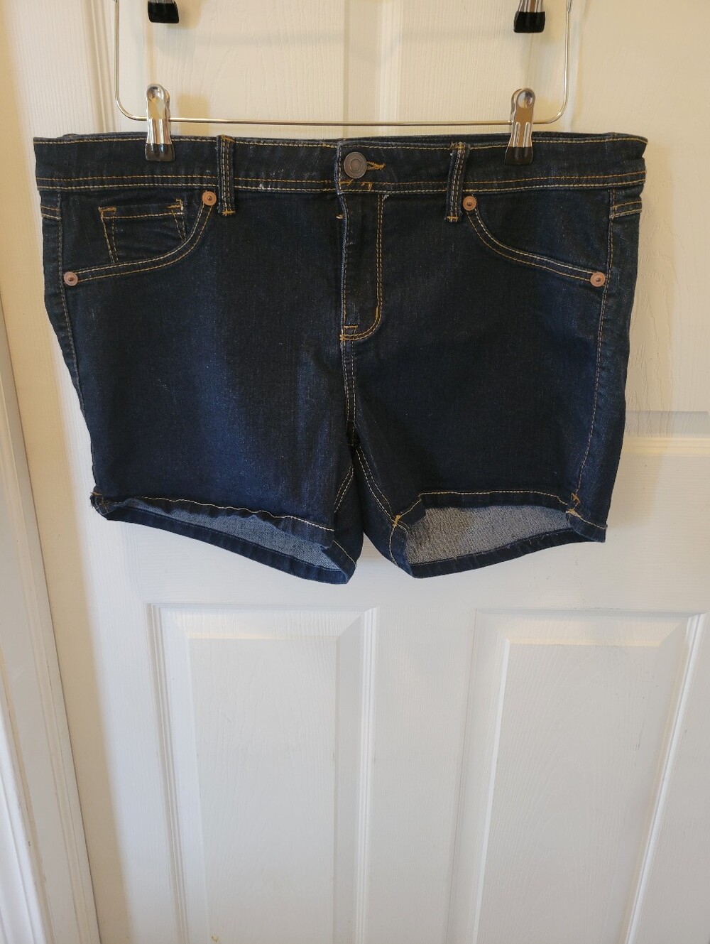 Womens Sz. 18W Dark Wash Denim Shorts